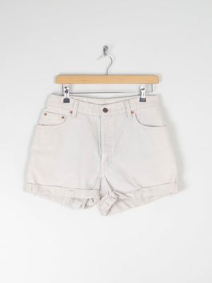 Women's Vintage Khaki High Waisted Levi’s Shorts 30" - The Harlequin