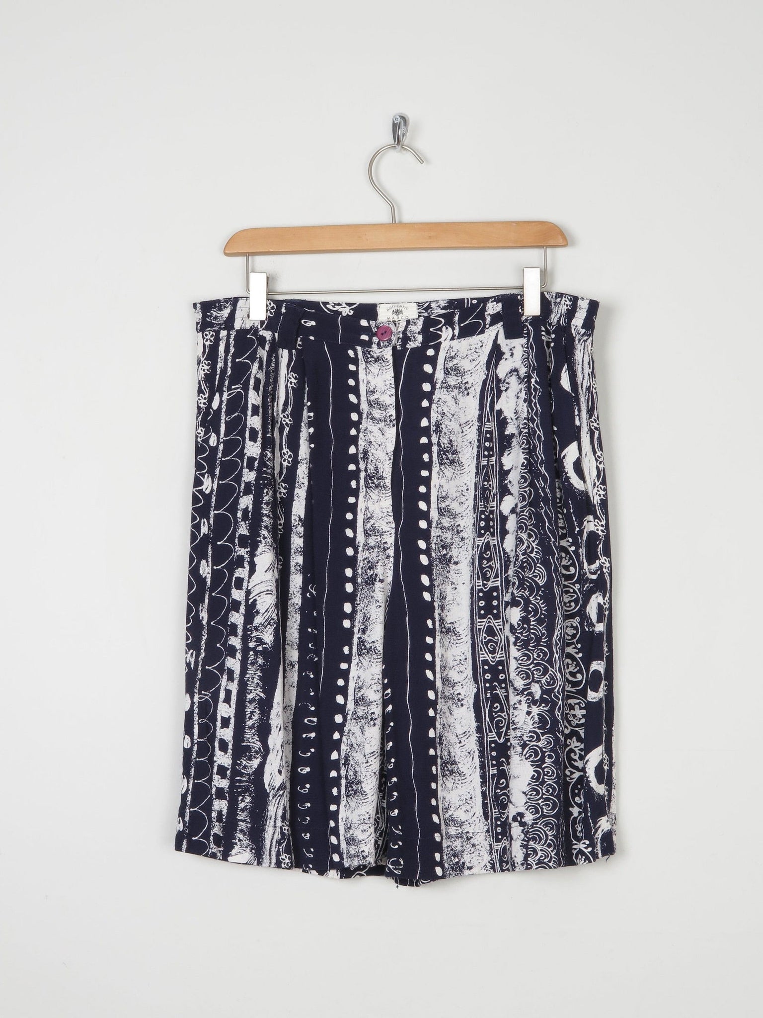 Women's Vintage Navy & White Long Shorts 12/14 - The Harlequin