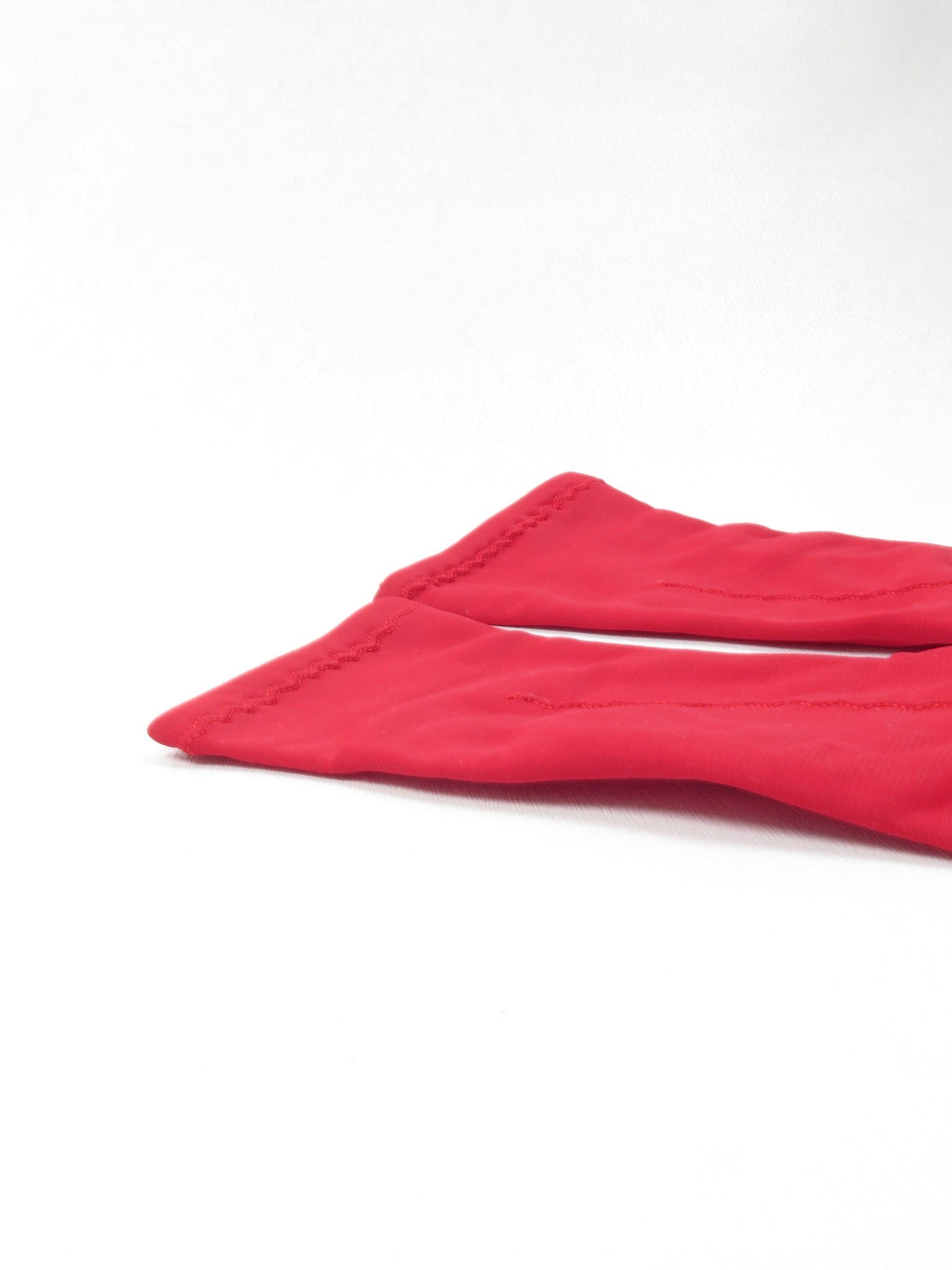 Women's Vintage Red Gloves Short Unworn - The Harlequin