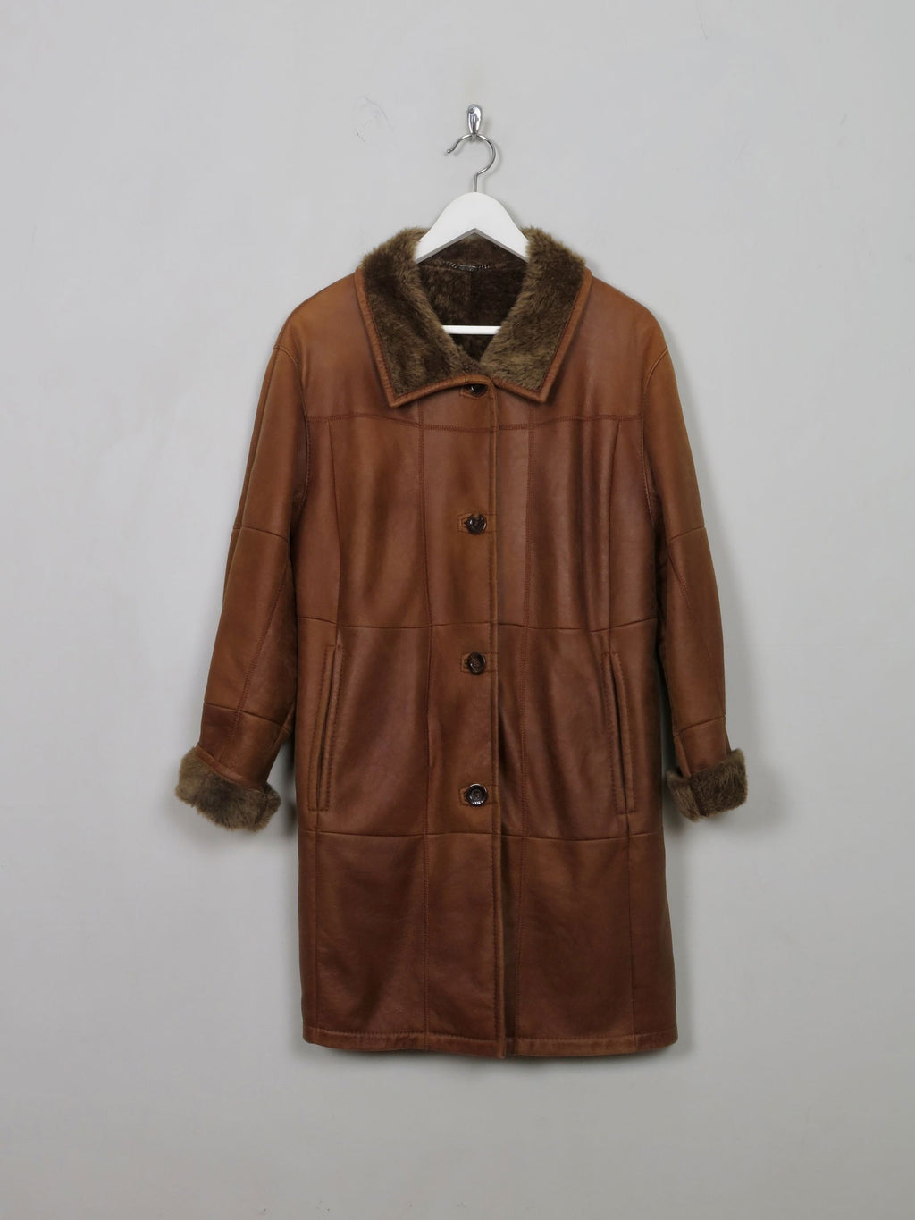 Women's Vintage Shearling Short Coat S/M - The Harlequin
