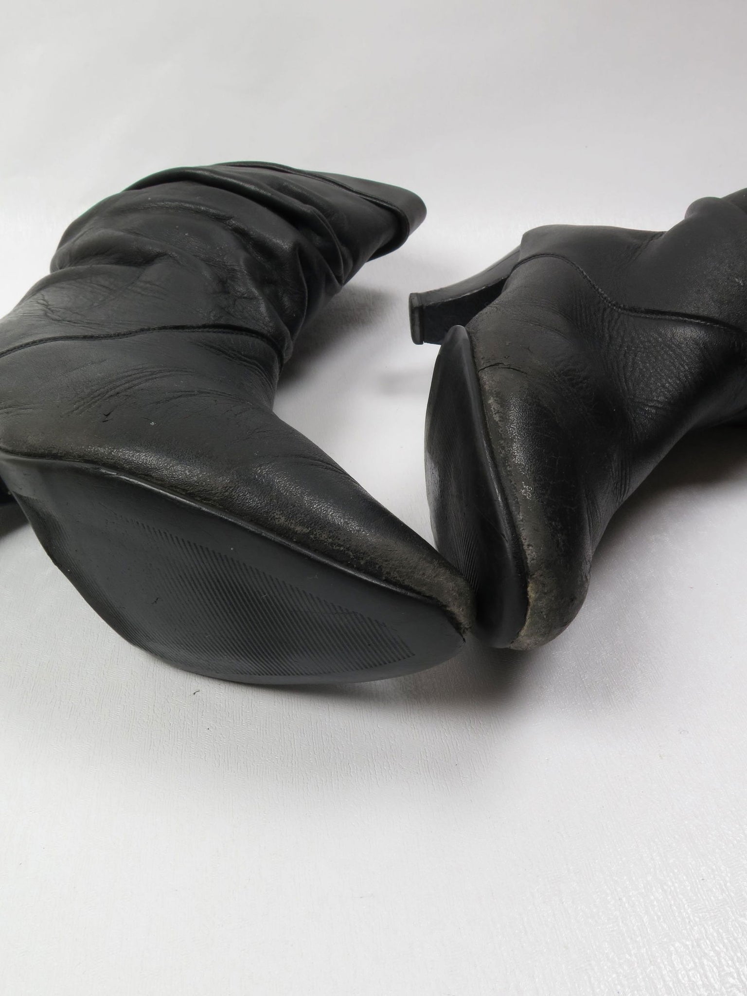 Women's Vintage Short Black Leather Boots 39/6 - The Harlequin