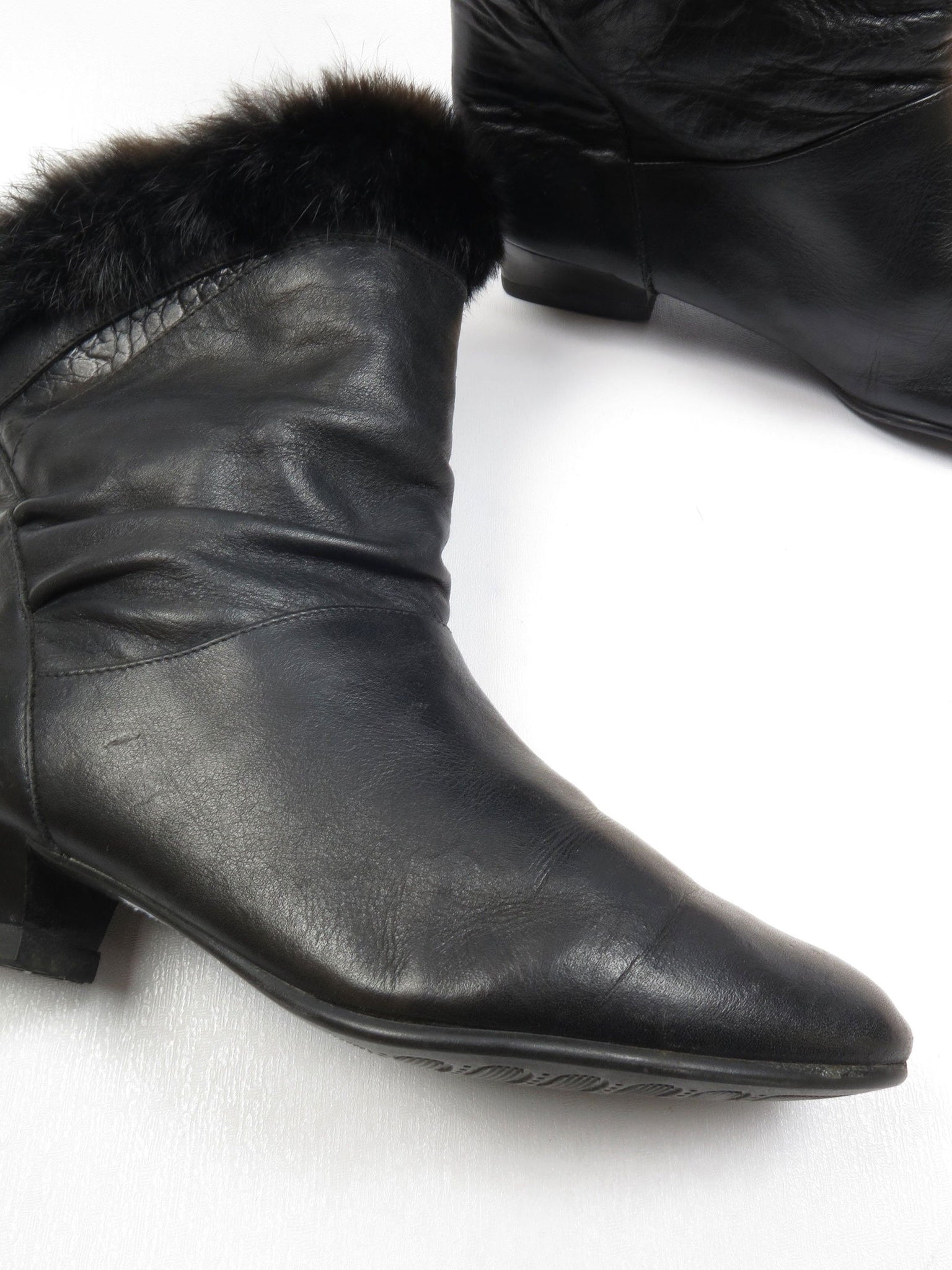 Women’s Vintage Short Leather Boots 7/40 - The Harlequin