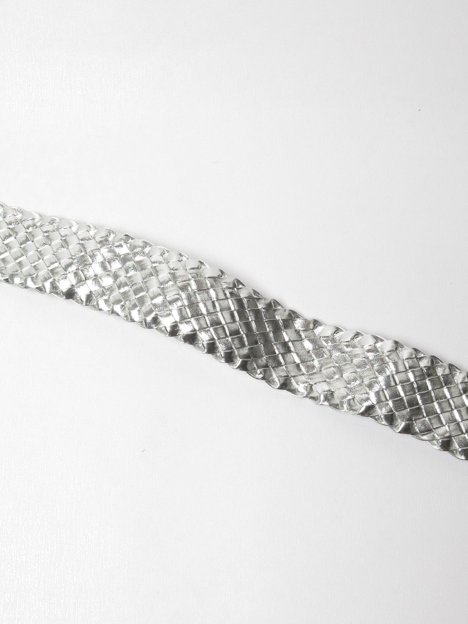 Women’s Vintage Silver Weave Belt M - The Harlequin