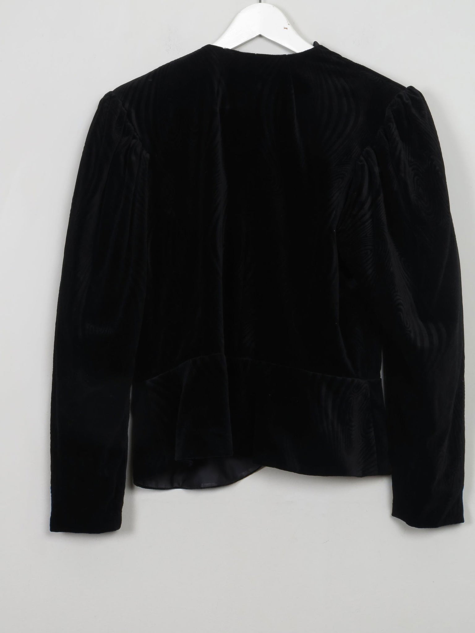 Women's Vintage Velvet Jacket With Studs M - The Harlequin