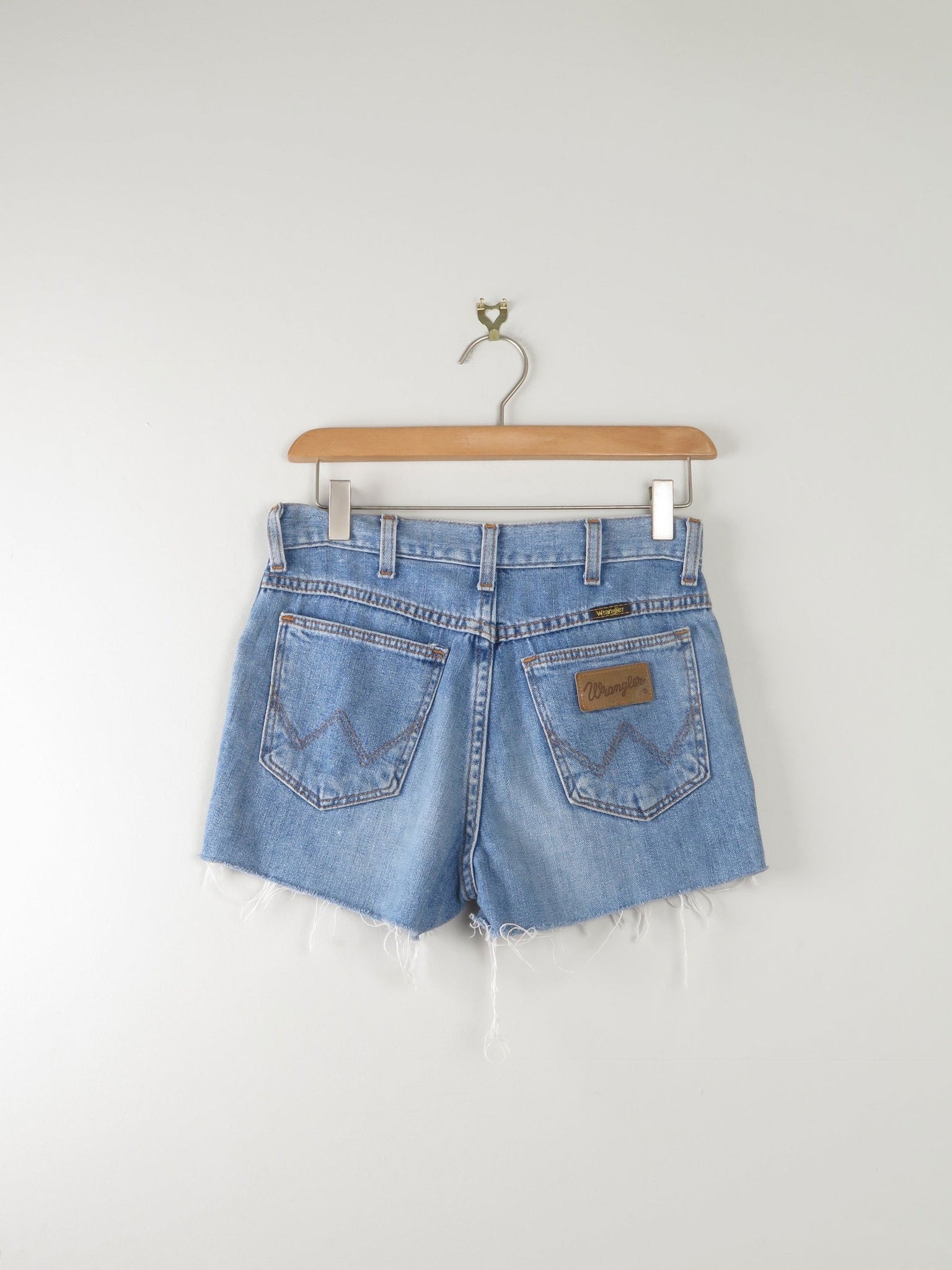 Wrangler Vintage Denim Shorts 26/27" - The Harlequin