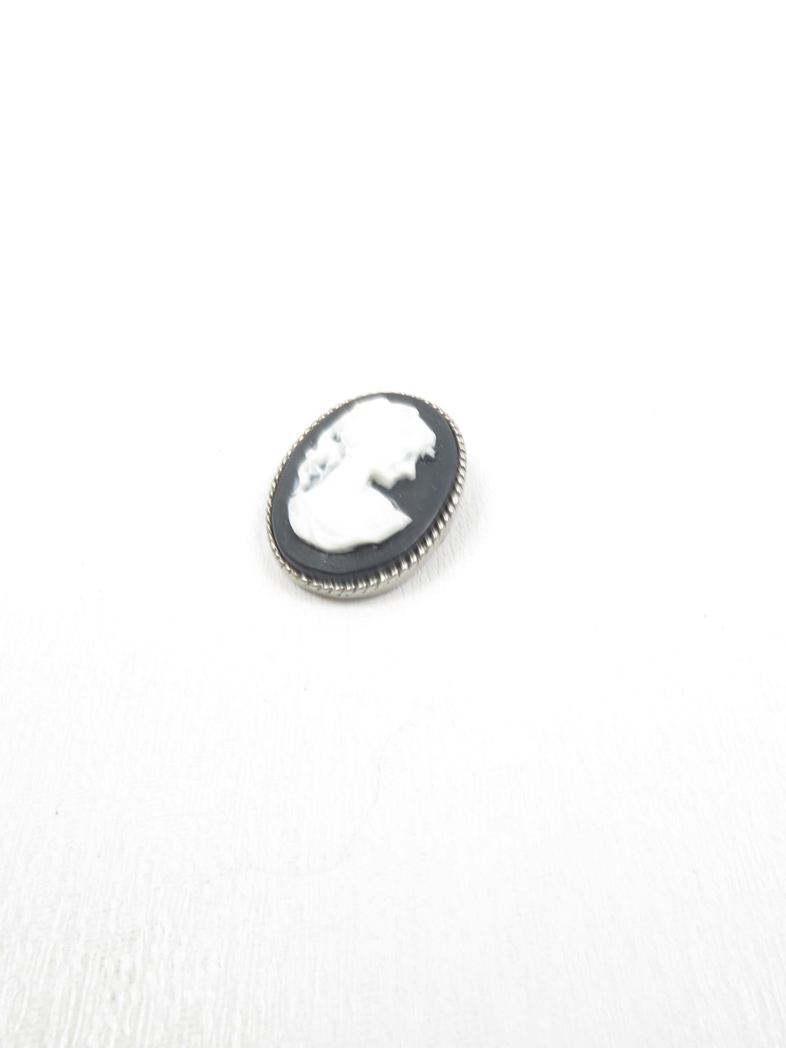 Black & White Vintage Style Cameo Brooch - The Harlequin