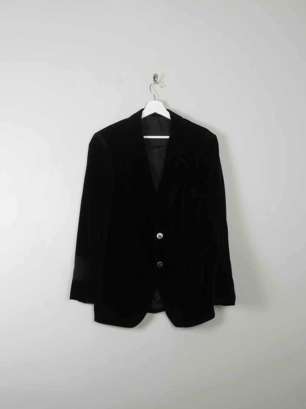 Men's Vintage Black  Velvet Jacket 1970s 40" - The Harlequin