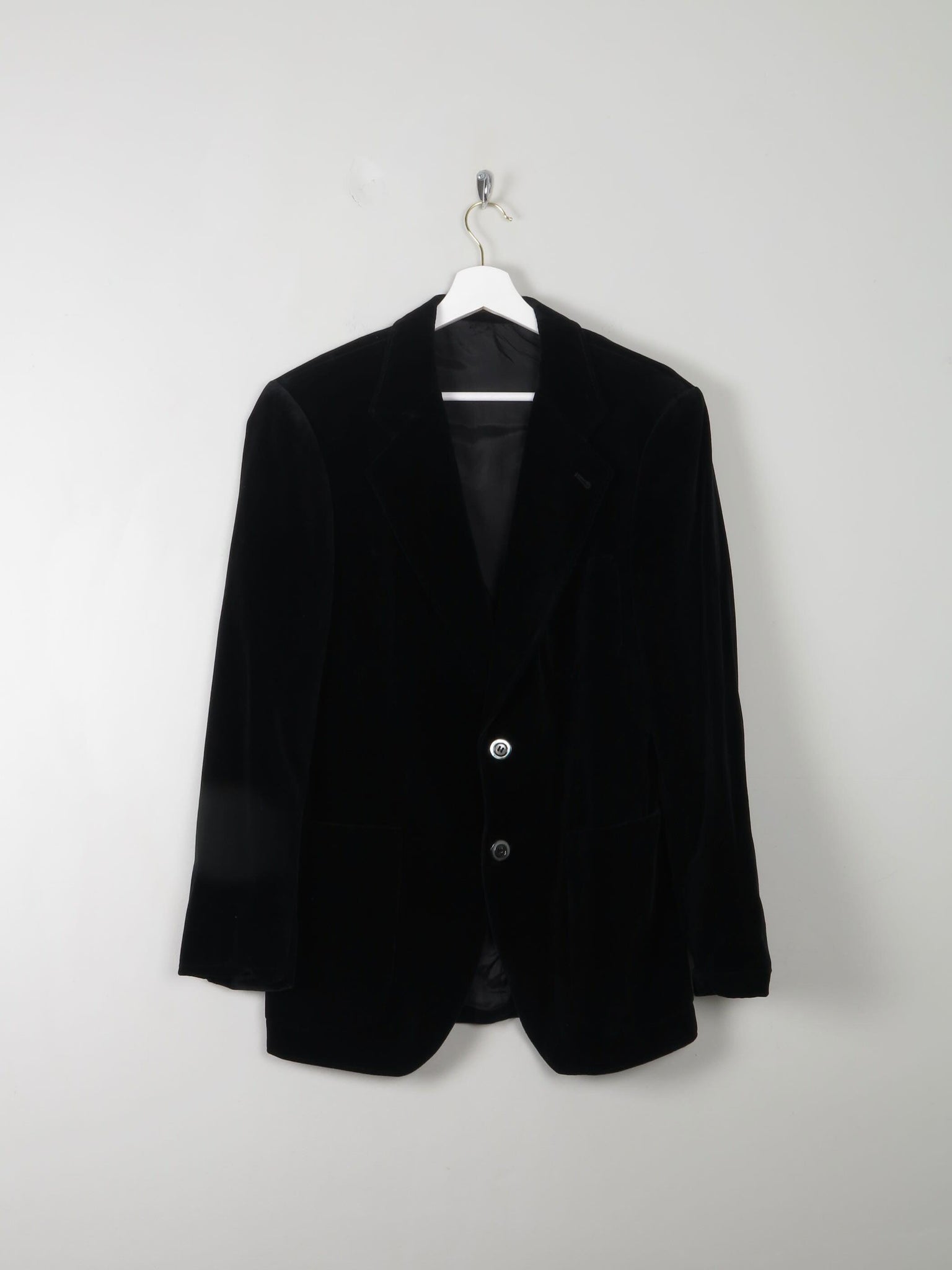 Men's Vintage Black Velvet Jacket 1970s 40" - The Harlequin