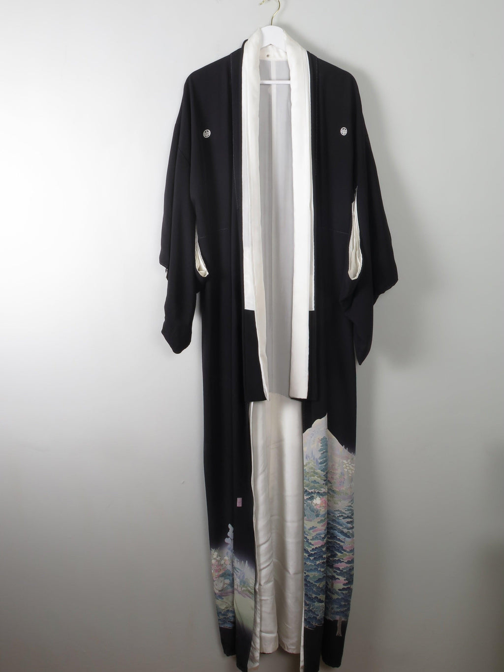 Vintage Black Kimono Crepe and Silk S/M - The Harlequin