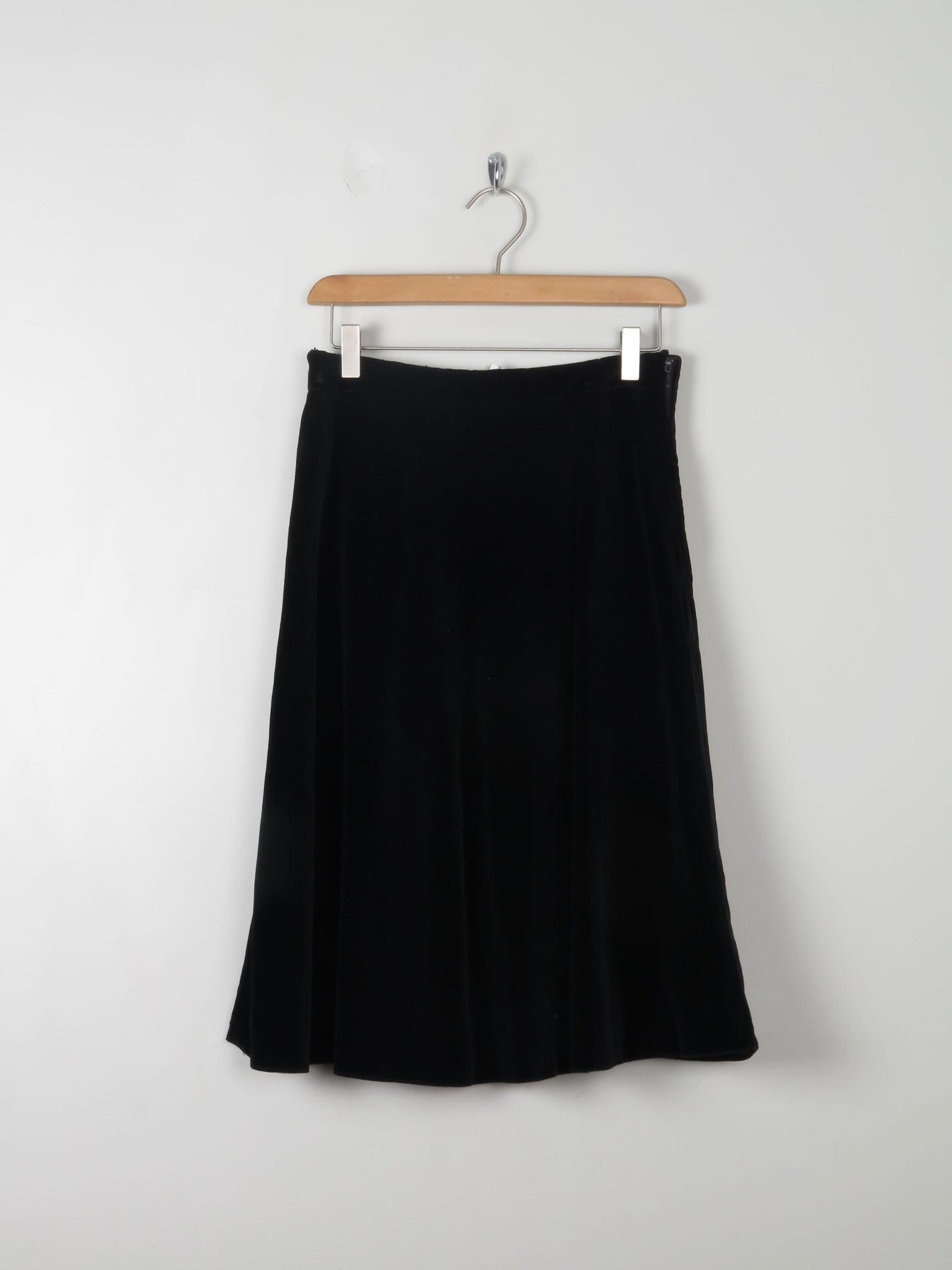 Vintage Black Velvet Skirt S 27" - The Harlequin