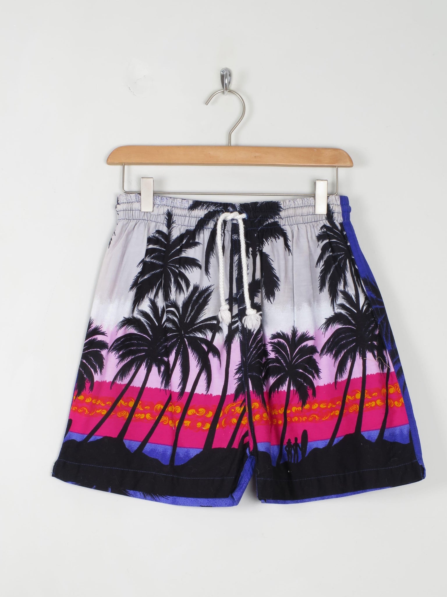 Vintage Hawaiian Shorts XS/S - The Harlequin