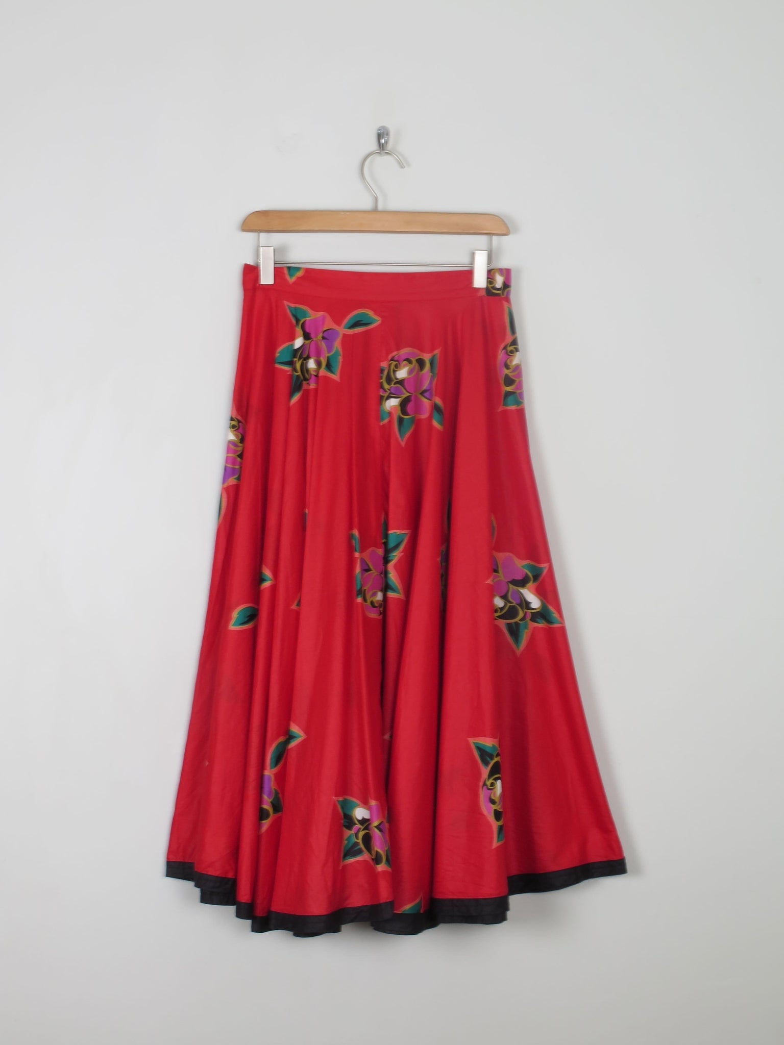 Vintage Red Printed Mondi Wrap Over Full Skirt 27 8/10 - The Harlequin