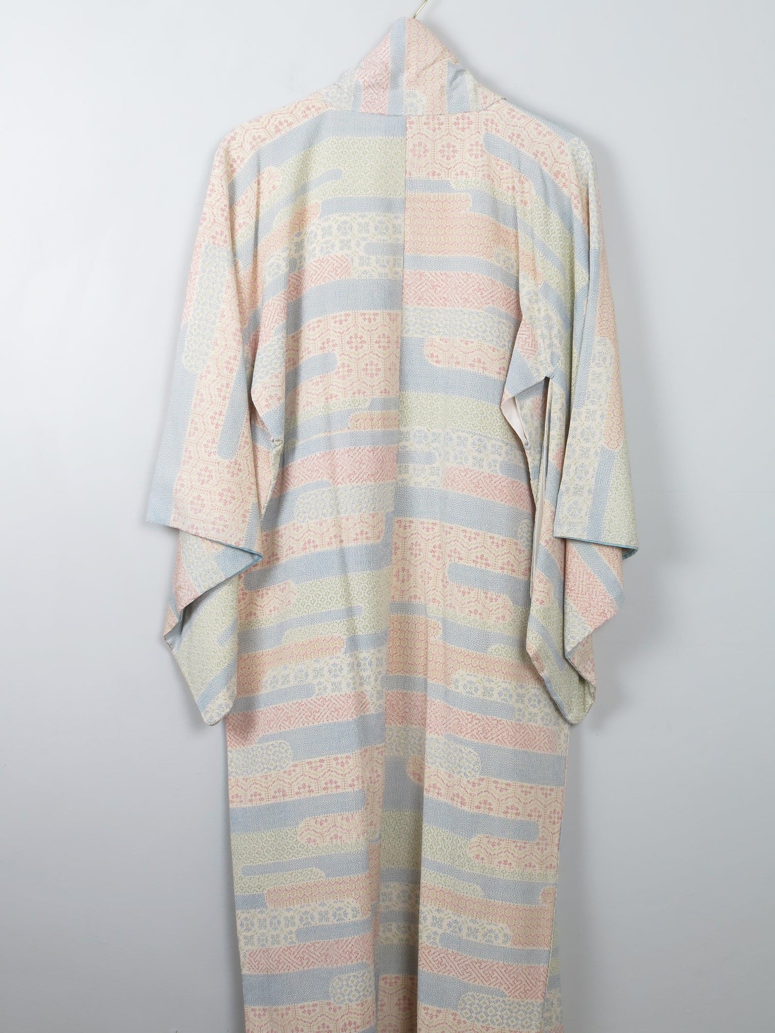 Vintage Silk Colourful Kimono S/M - The Harlequin