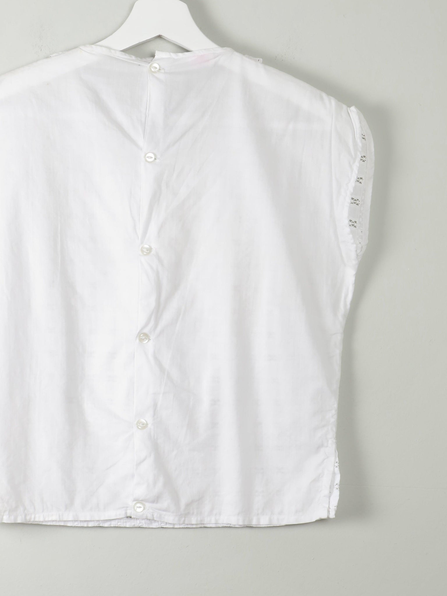 Vintage White Broderie Anglaise Blouse S/M - The Harlequin