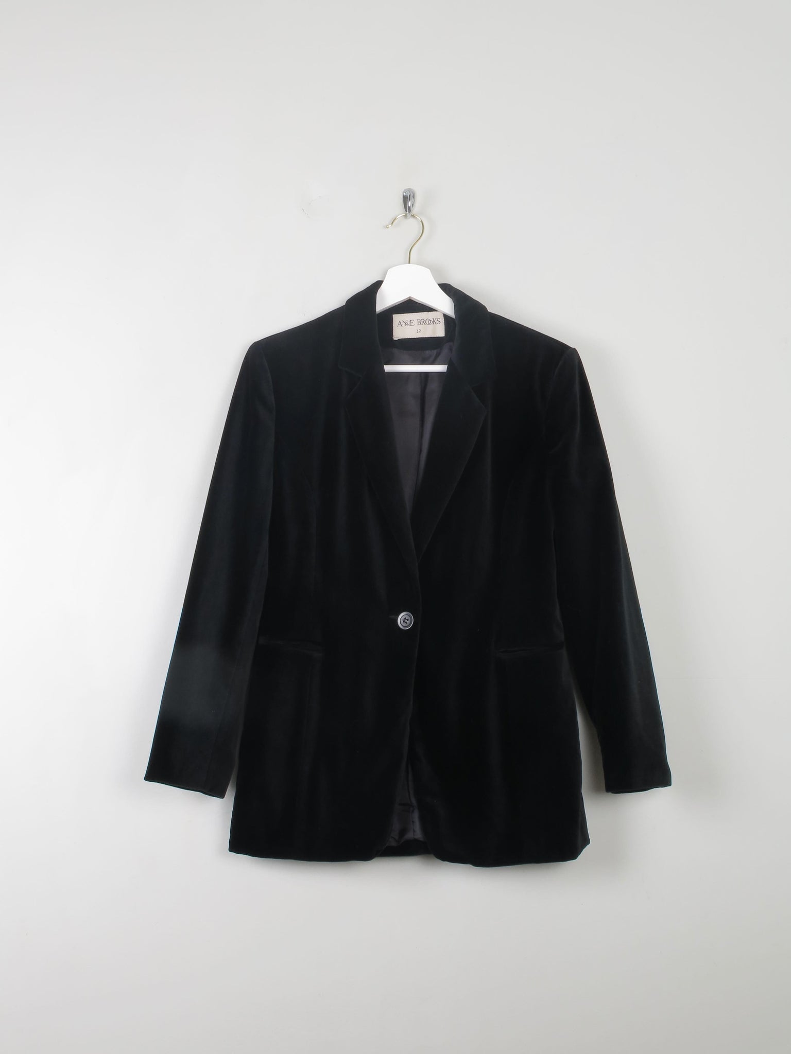 Women's Anne Brooks Vintage Black Velvet Jacket S/10 - The Harlequin