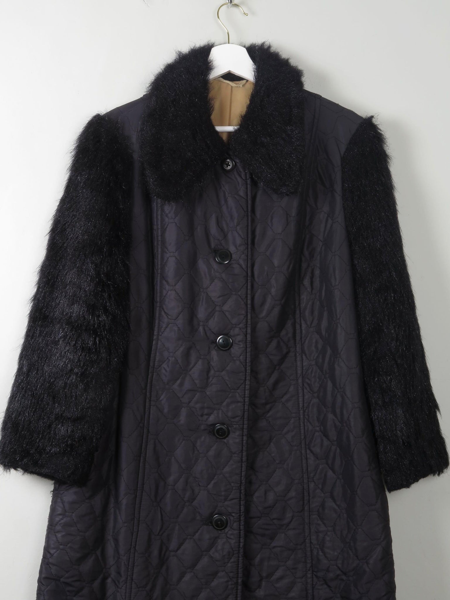 Women's Black Vintage Quilted Coat M - The Harlequin