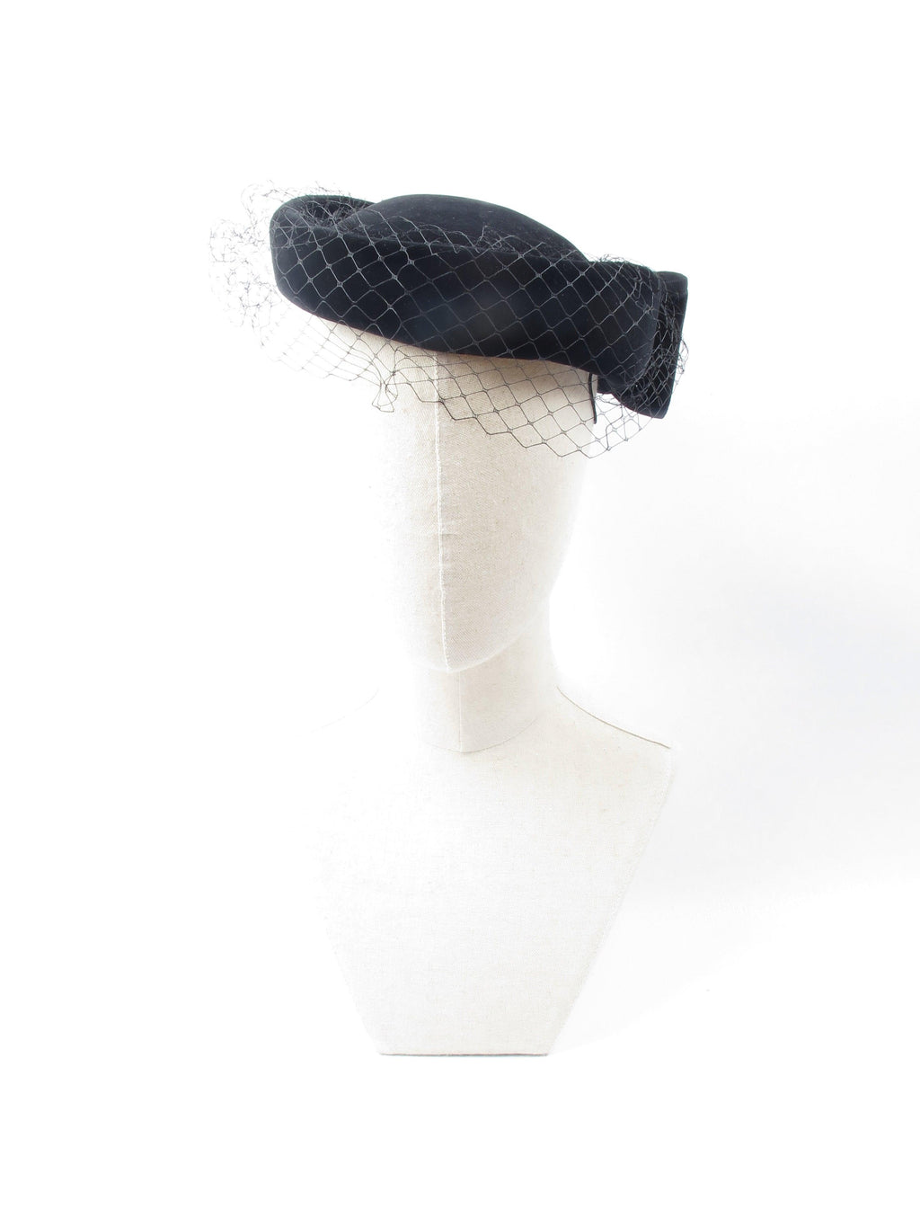 Women's Vintage Black Velvet Hat With Veil - The Harlequin