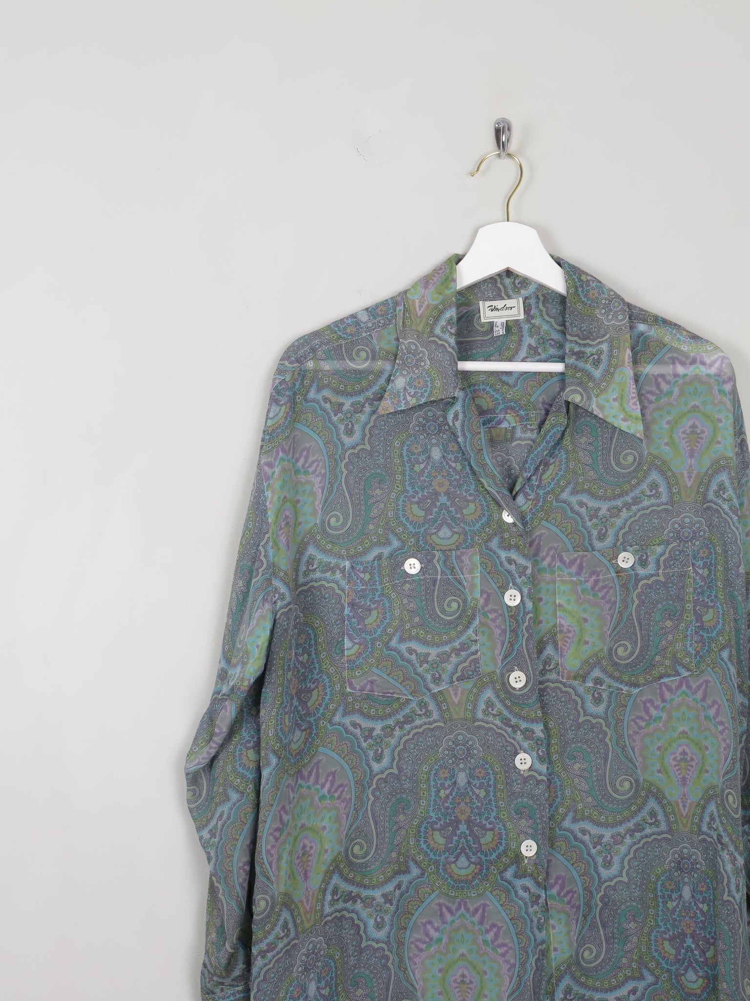 Women's Vintage Silk Paisley Blouse With Collar S/M/L - The Harlequin