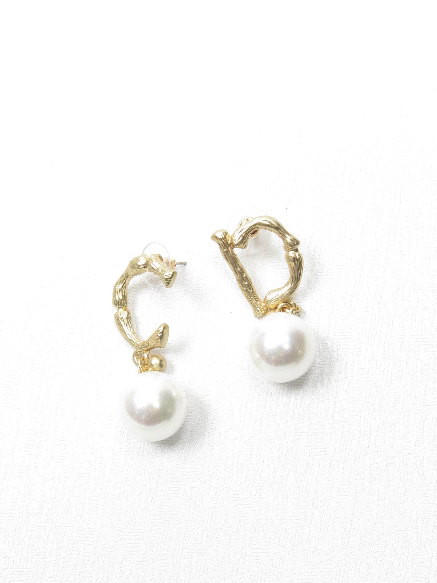 Designer Style Gold & Pearl Earrings - The Harlequin