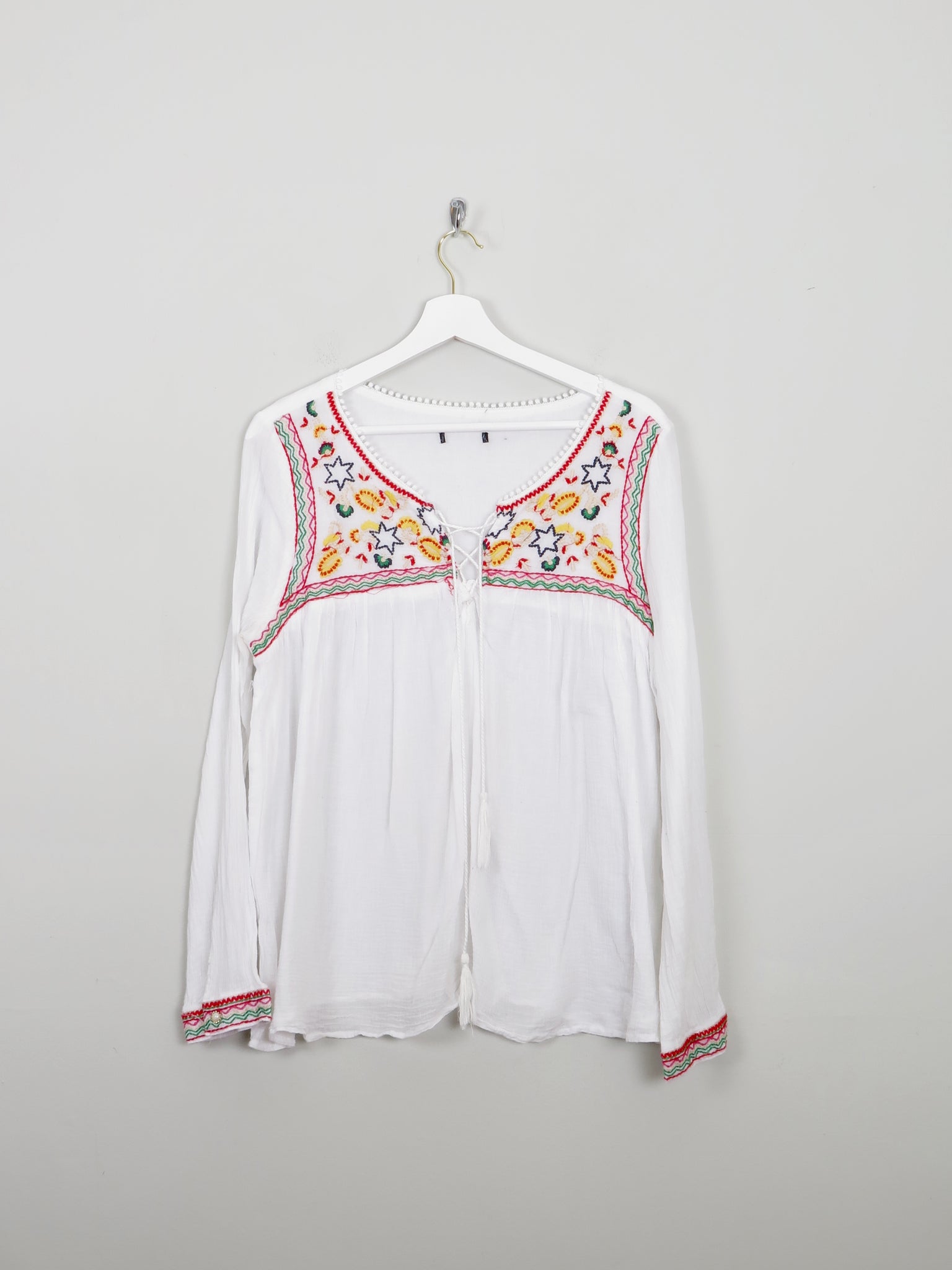 White Embroidered Long Sleeved Blouse M