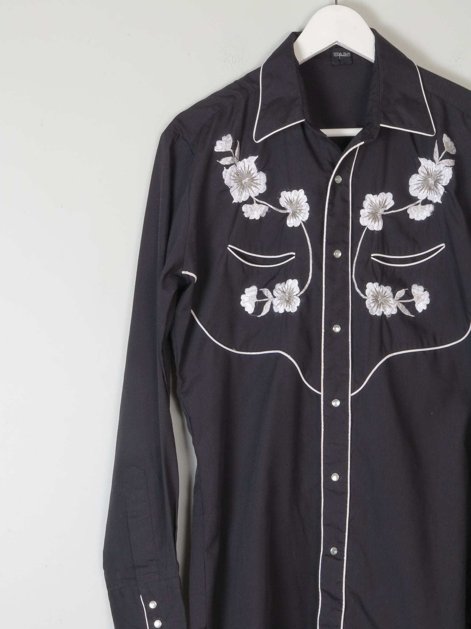 Men's Black Vintage Embroidered Western Shirt S - The Harlequin