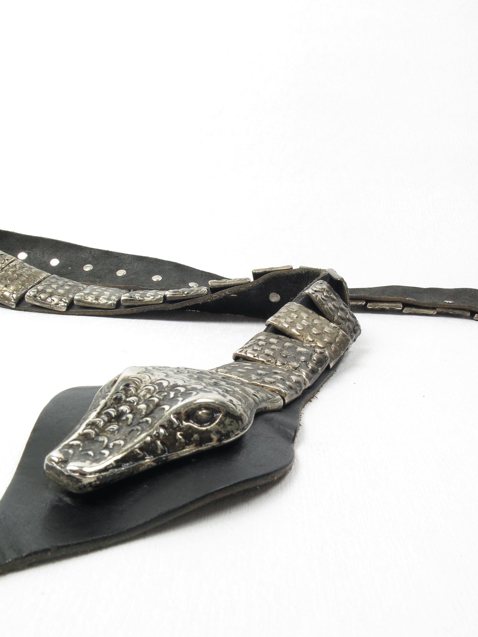 Leather & Metal Vintage Snake Belt M - The Harlequin