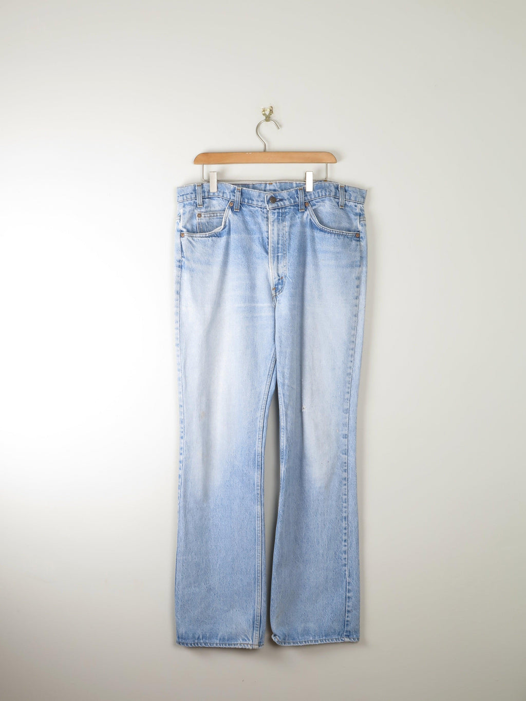 Classic Blue Vintage Levi's Jeans 36" - The Harlequin