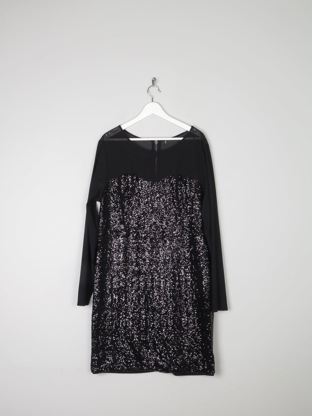 New Black Sequin & Black Dress XL/XXL - The Harlequin