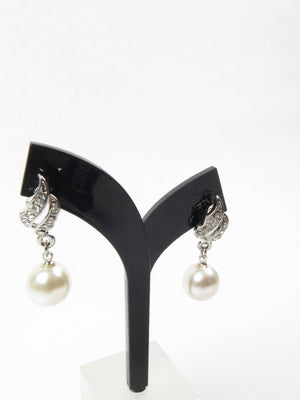 Pearl & Diamante Drop Earrings - The Harlequin