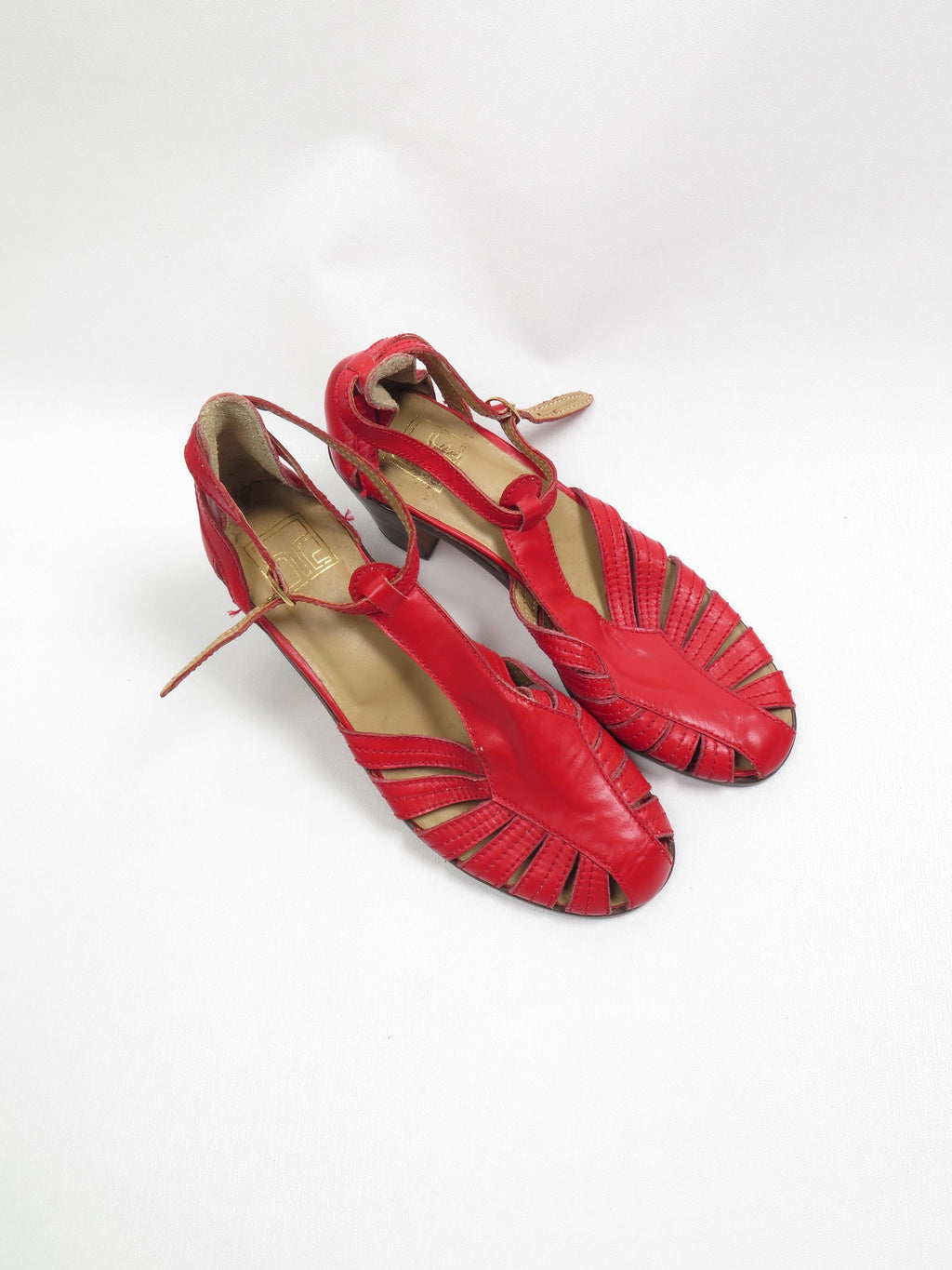 Red Vintage Sandals With Small Heels 39/6 UK - The Harlequin