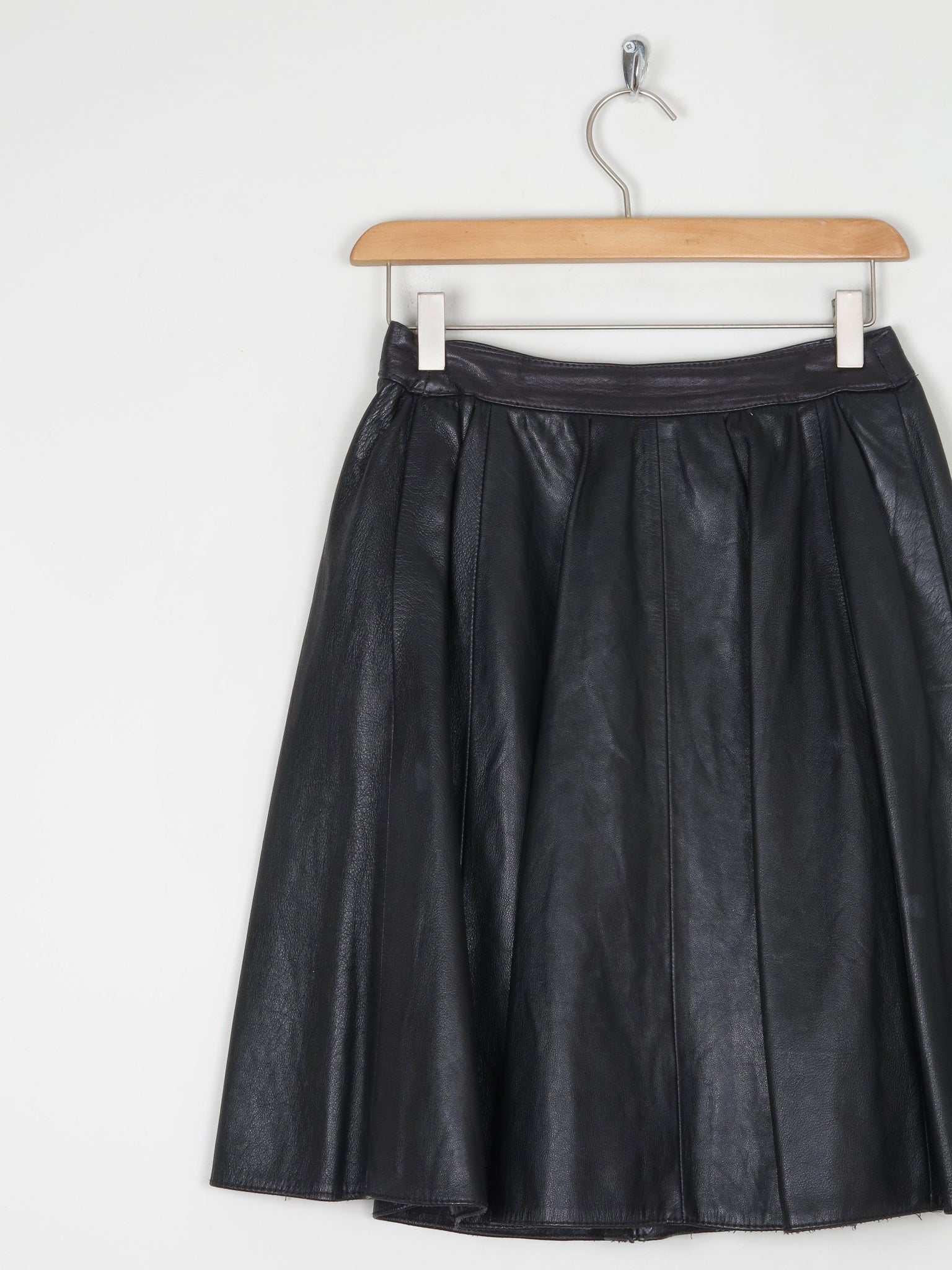 Vintage Black Leather Skater Mini Skirt 26"/6/8 - The Harlequin
