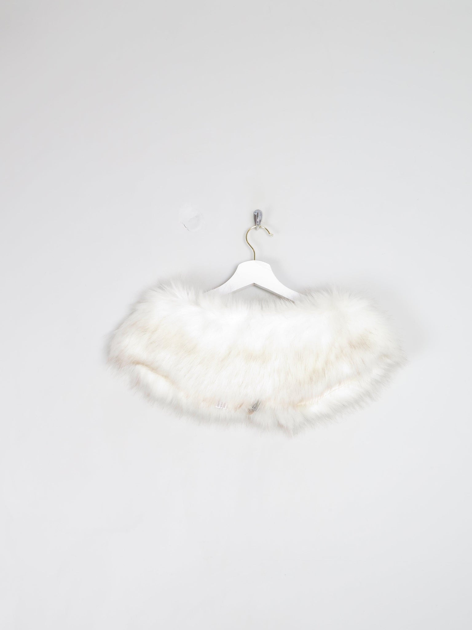 Cream Faux Fur Stole/Cape - The Harlequin