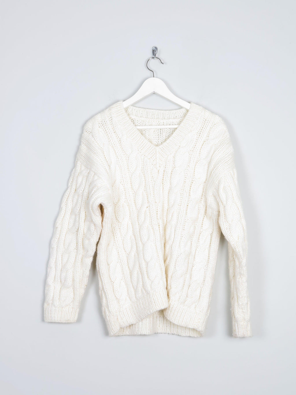 Cream Unisex Hand-knit V-neck Jumper With Cable Knit S/M - The Harlequin