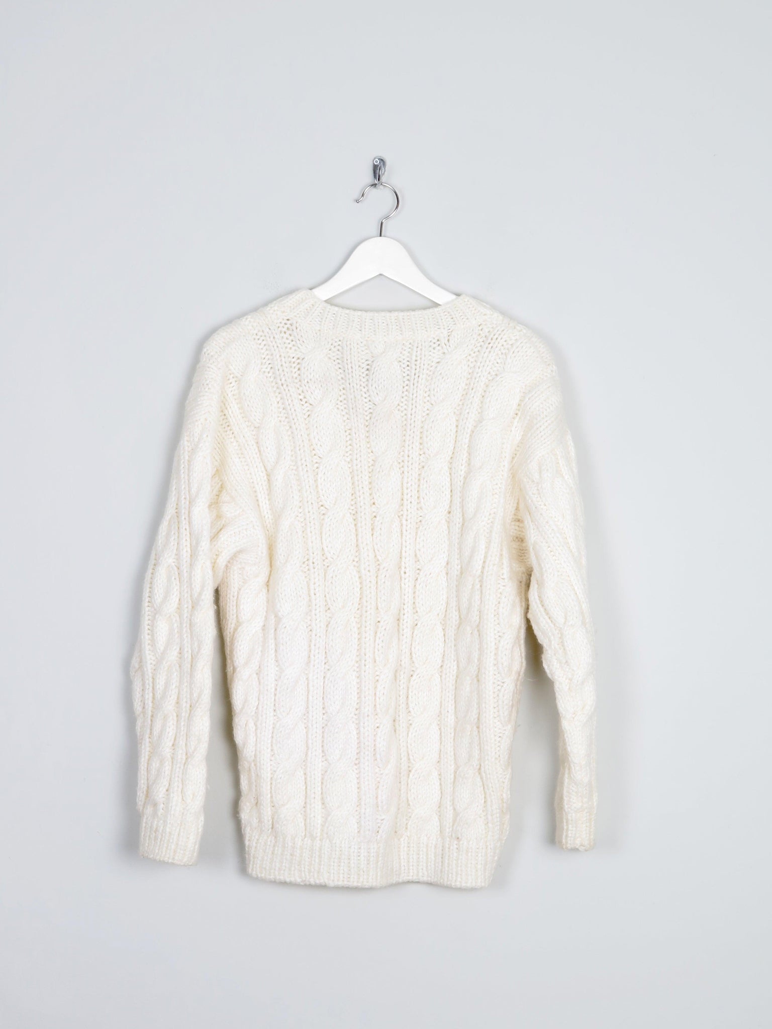 Cream Unisex Hand-knit V-neck Jumper With Cable Knit S/M - The Harlequin