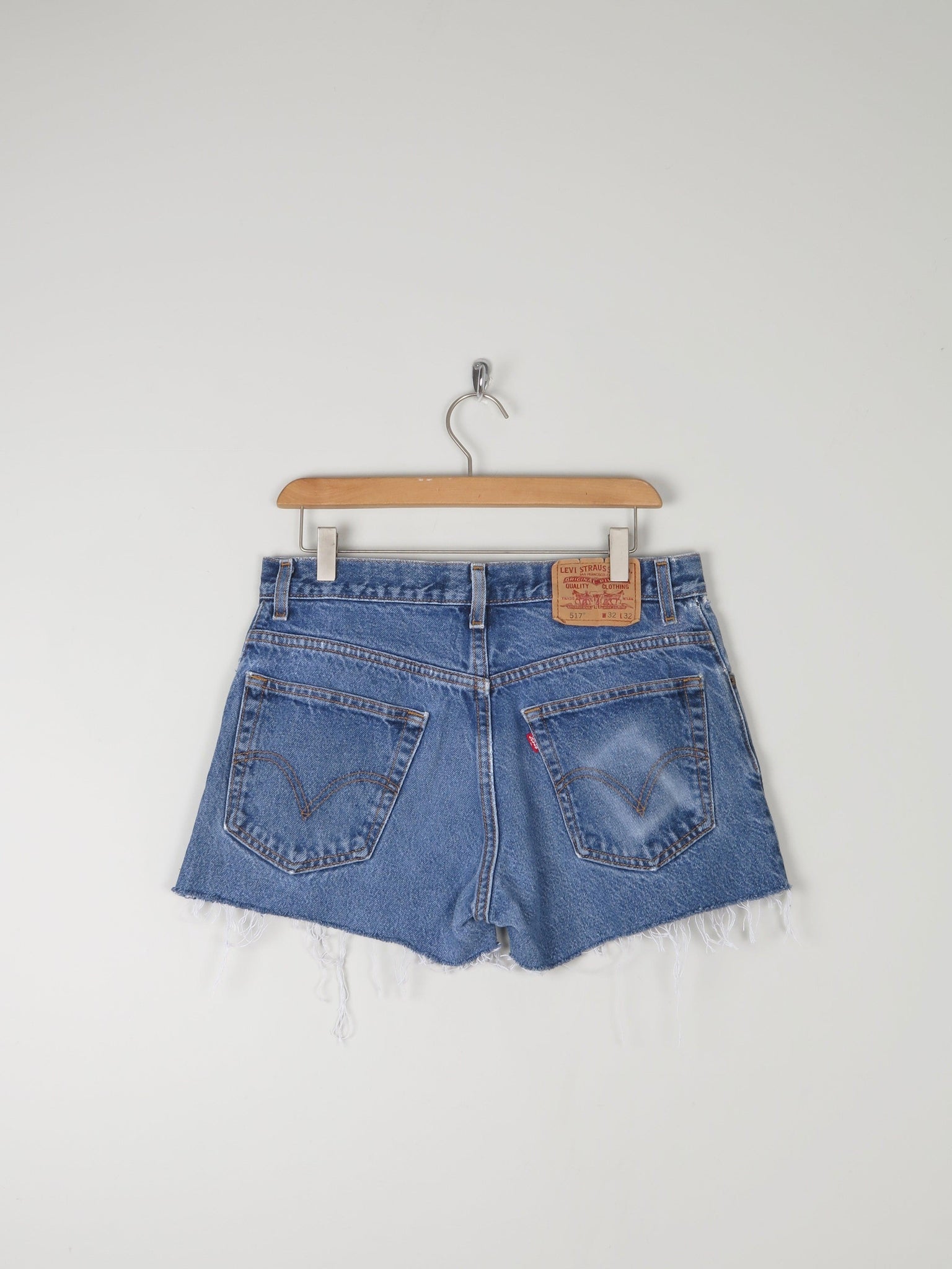 Levis Denim Shorts 31 10/12 - The Harlequin