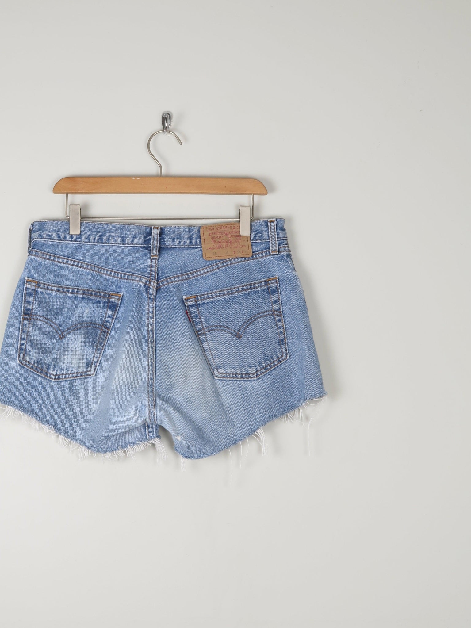 Levis Denim Shorts 32” - The Harlequin