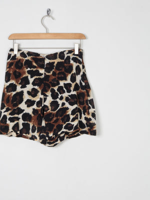 Women’s Vintage Leopard Print High Waist Shorts 27" 8 - The Harlequin